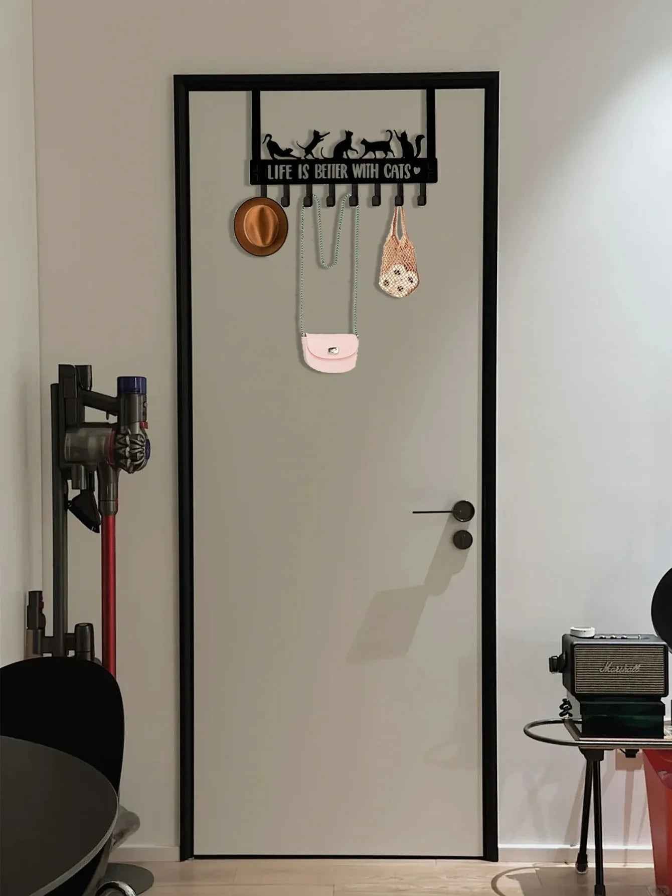 Over-The-Door Cat Organizer – 8 Multi-Purpose Hooks for Coats, Bags & Towels – Space-Saving Wall & Door Mount Storage