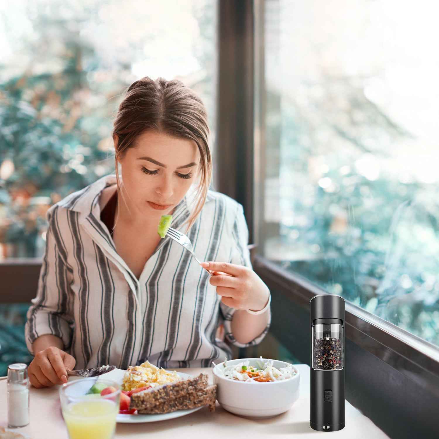 Electric Salt and Pepper Grinder Set – Gravity Sensor & LED Light