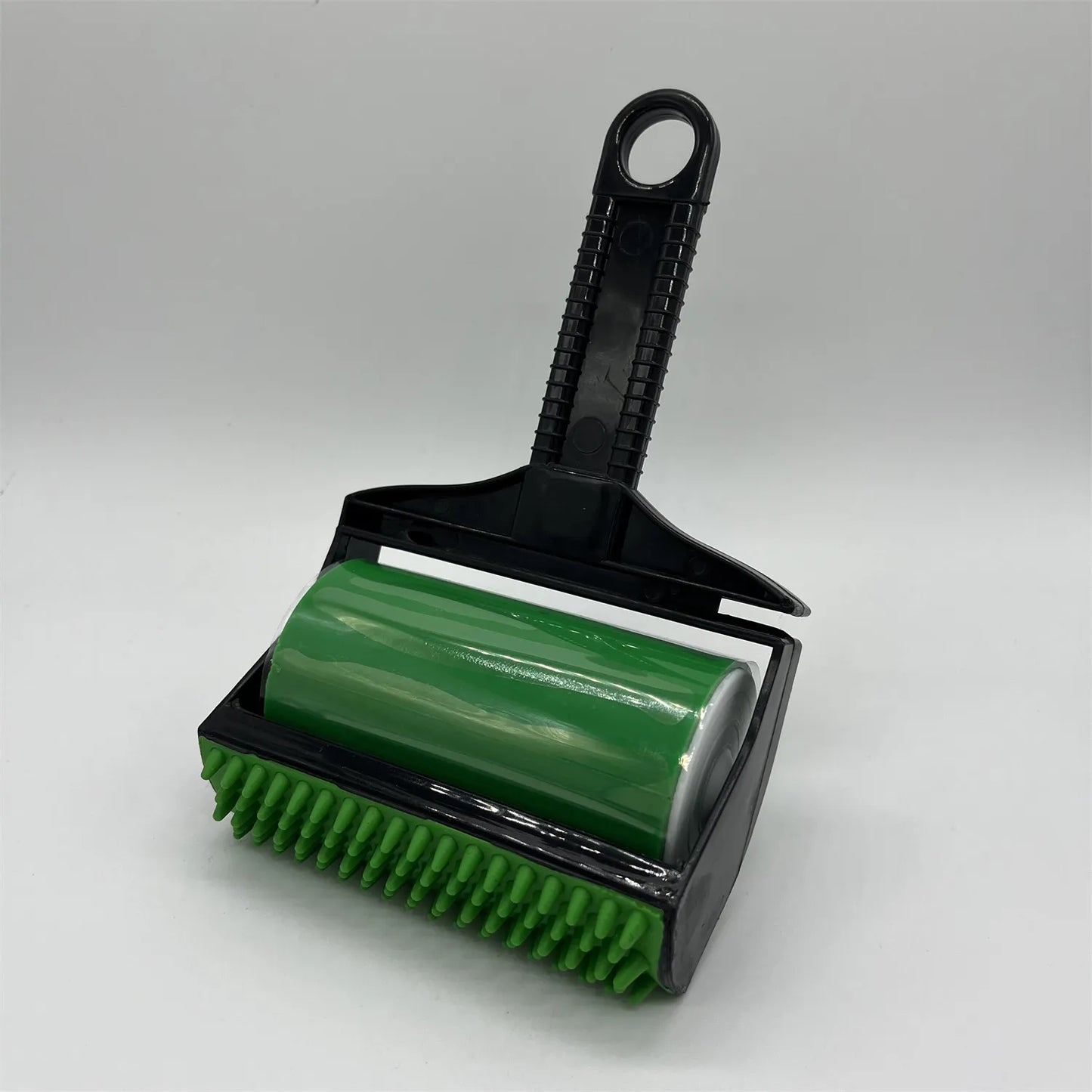Pet hair remover roller with packaging